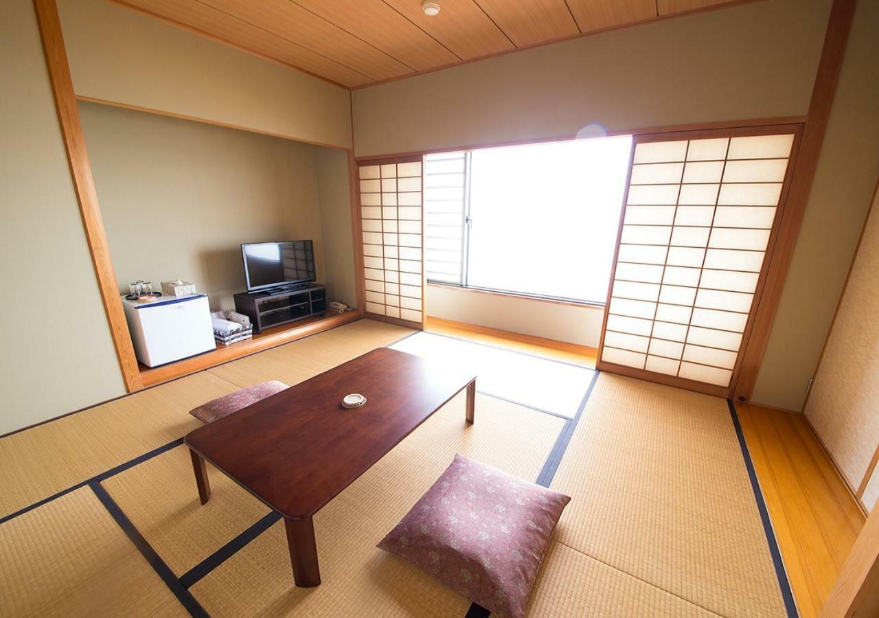 Sea Aiga Kaigetsu Hostel Sumoto Exterior photo
